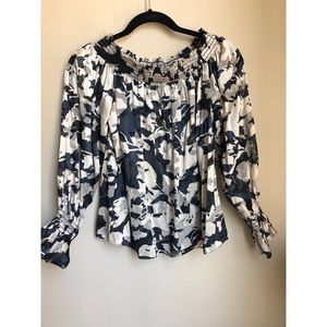 Off the shoulder long sleeve top